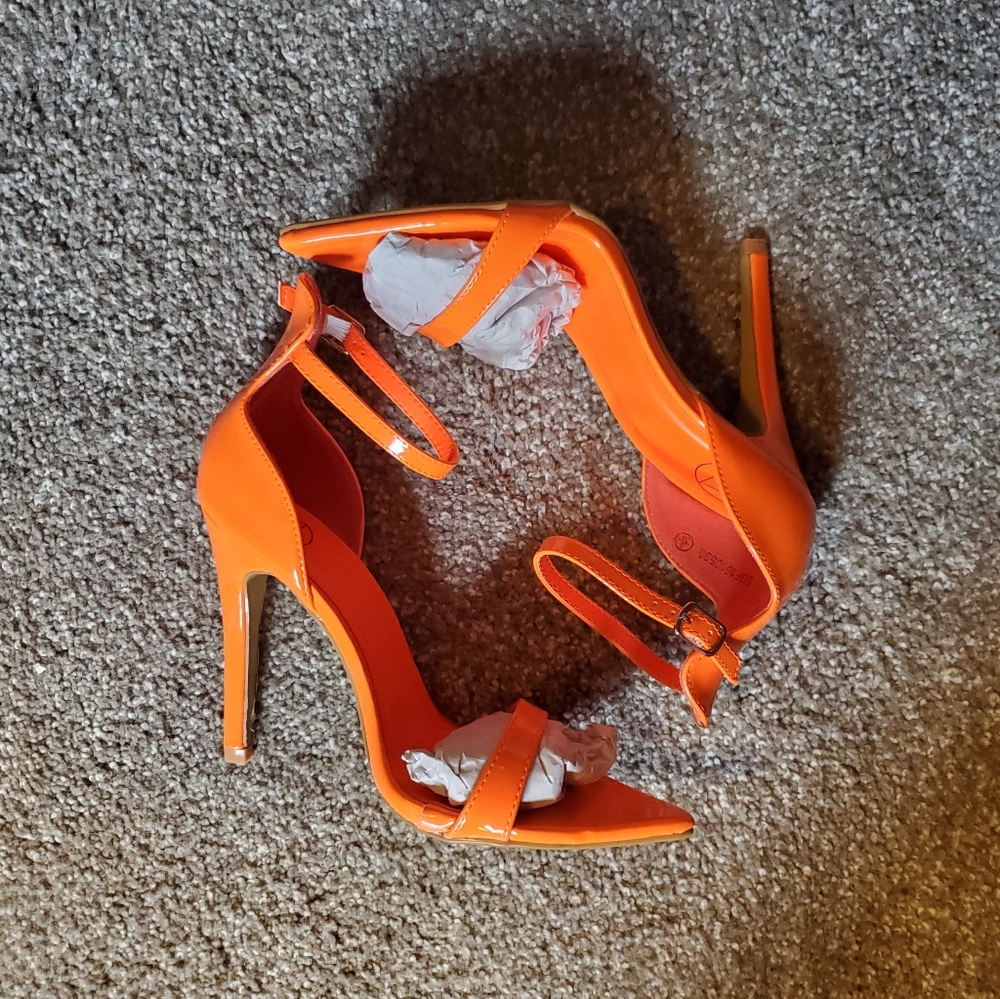 Patent Leather Pointed Strappy Heels